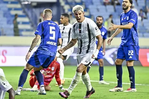 بمشاركة النني.. الجزيرة يعبر عقبة النصر في الدوري الإماراتي (فيديو)